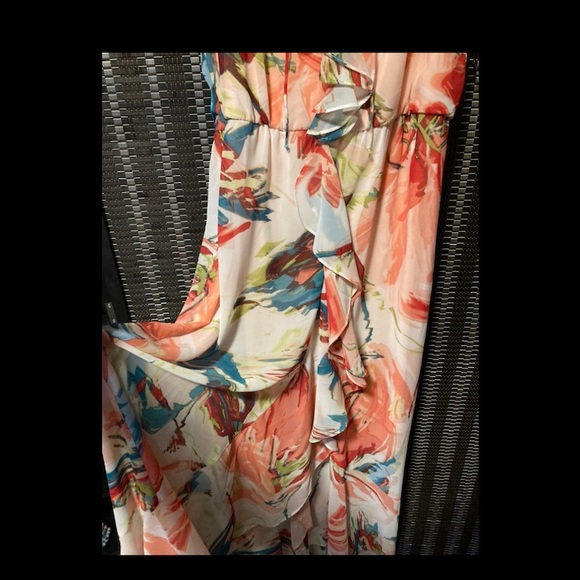 Dress - Picture 2 of 4